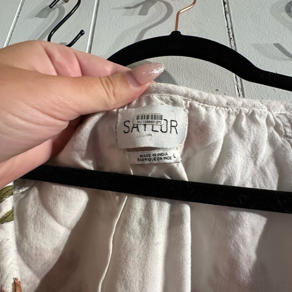 ANTHROPOLOGIE Floral Puff Sleeve Romper - Picture 4 of 6